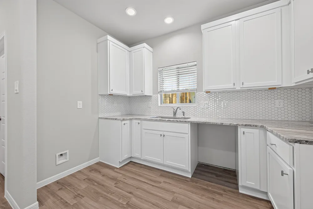 24704 Sonora Crescent Circle — Inside 16