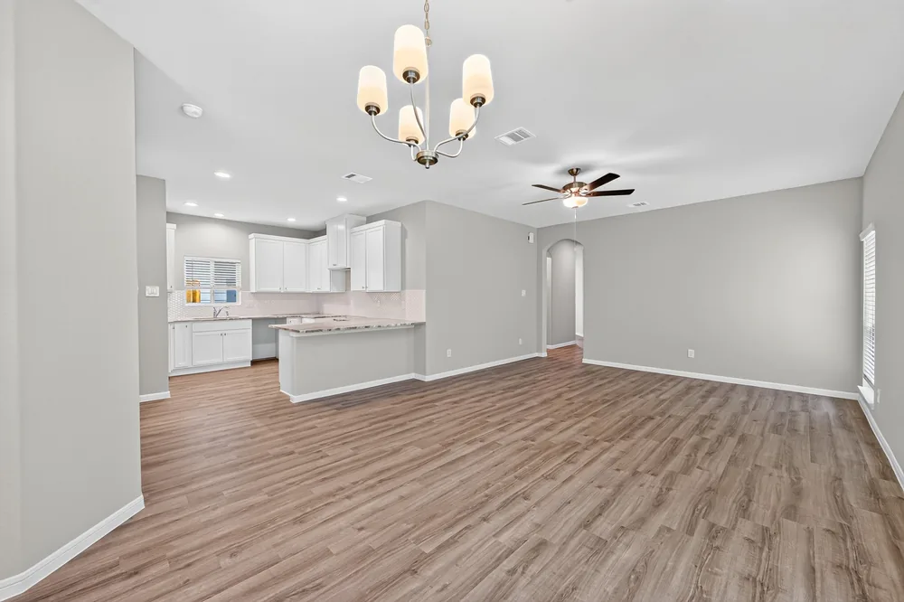 24704 Sonora Crescent Circle — Inside 25