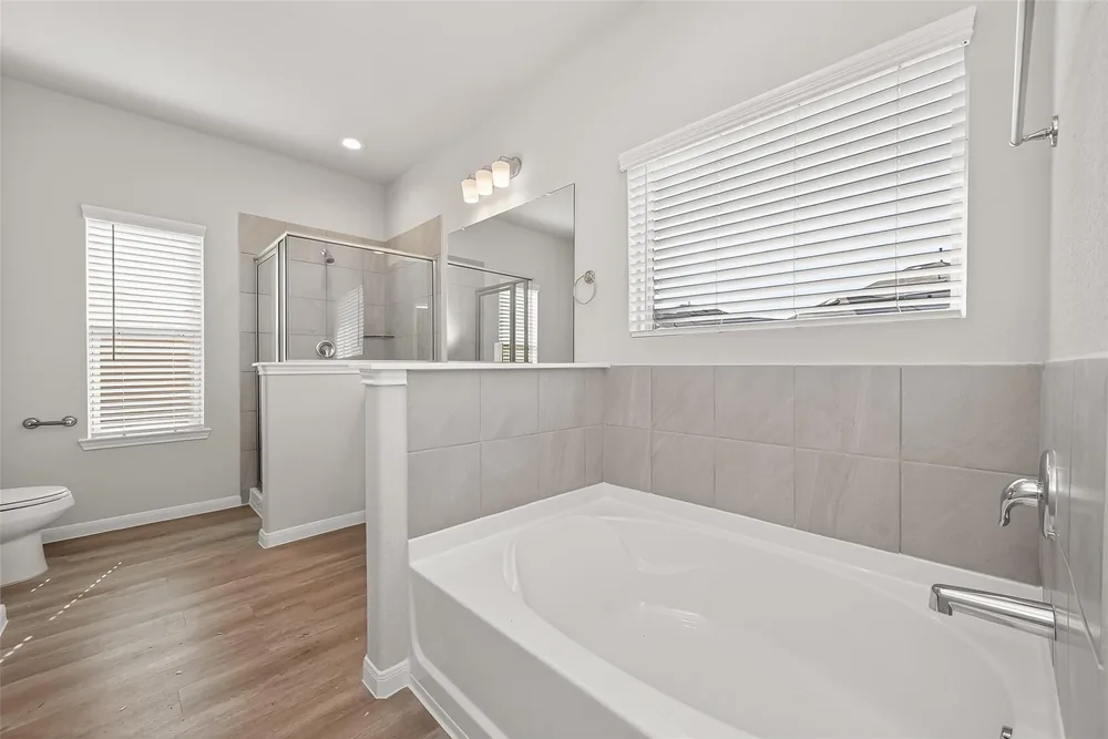 522 Emerald Thicket Lane — Inside 11