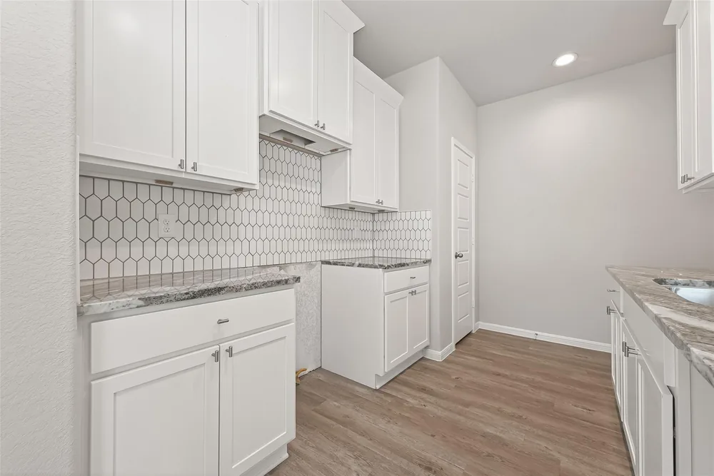 522 Emerald Thicket Lane — Inside 20