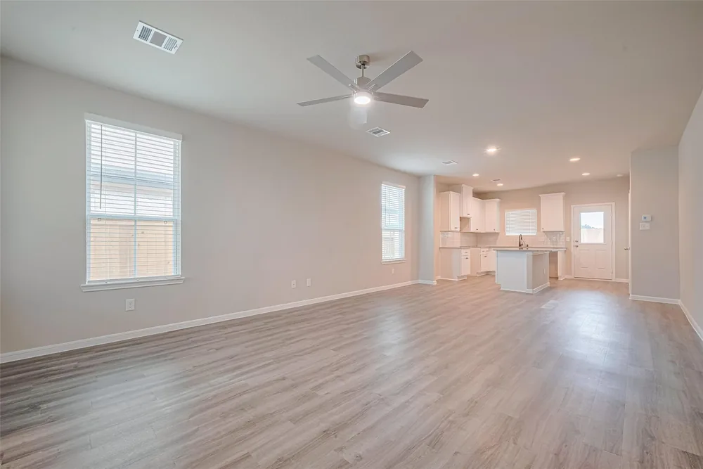 340 Stone Placa Trail — Inside 12