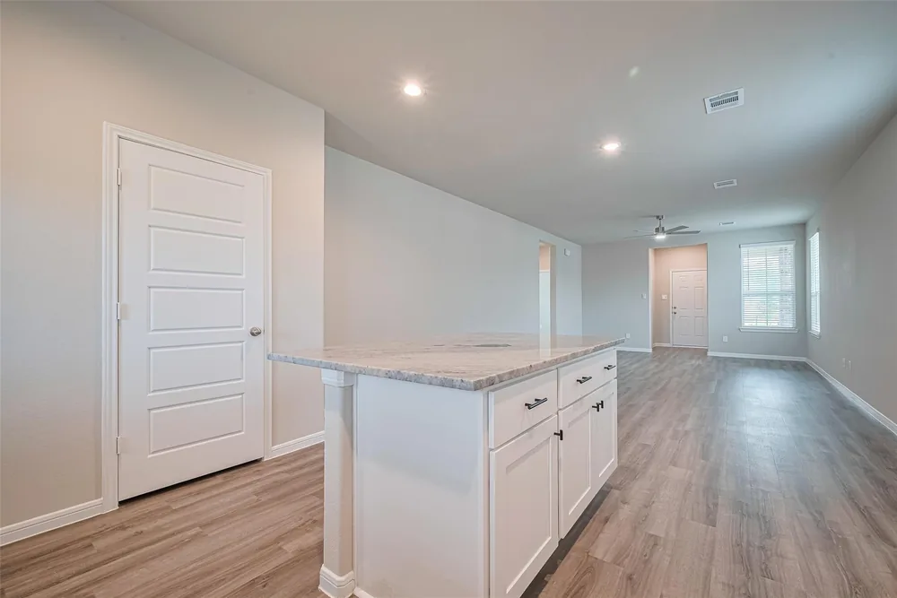 340 Stone Placa Trail — Inside 16