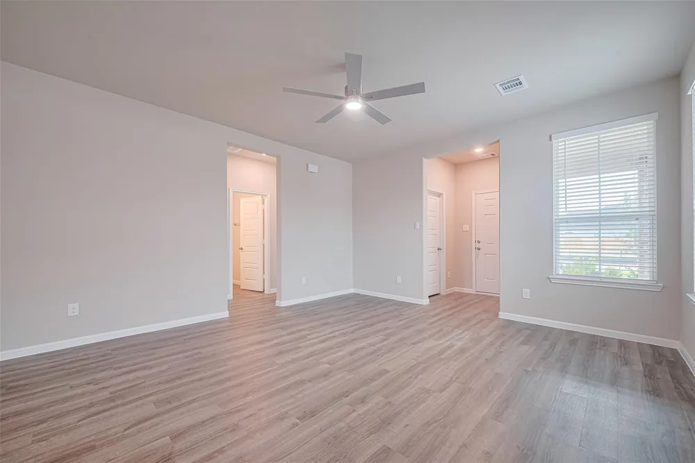 340 Stone Placa Trail — Inside 19