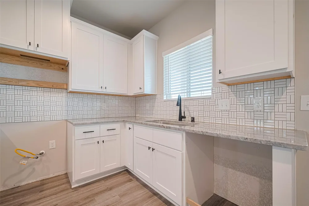 340 Stone Placa Trail — Inside 22