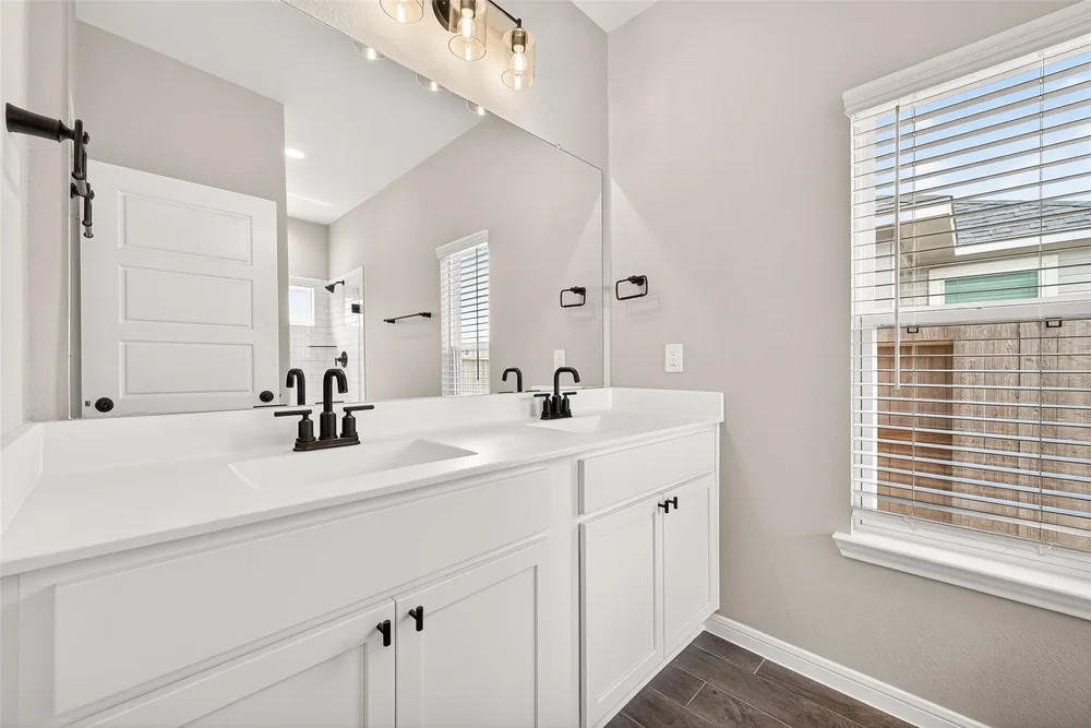 505 Stone Placa Trail — Inside 7