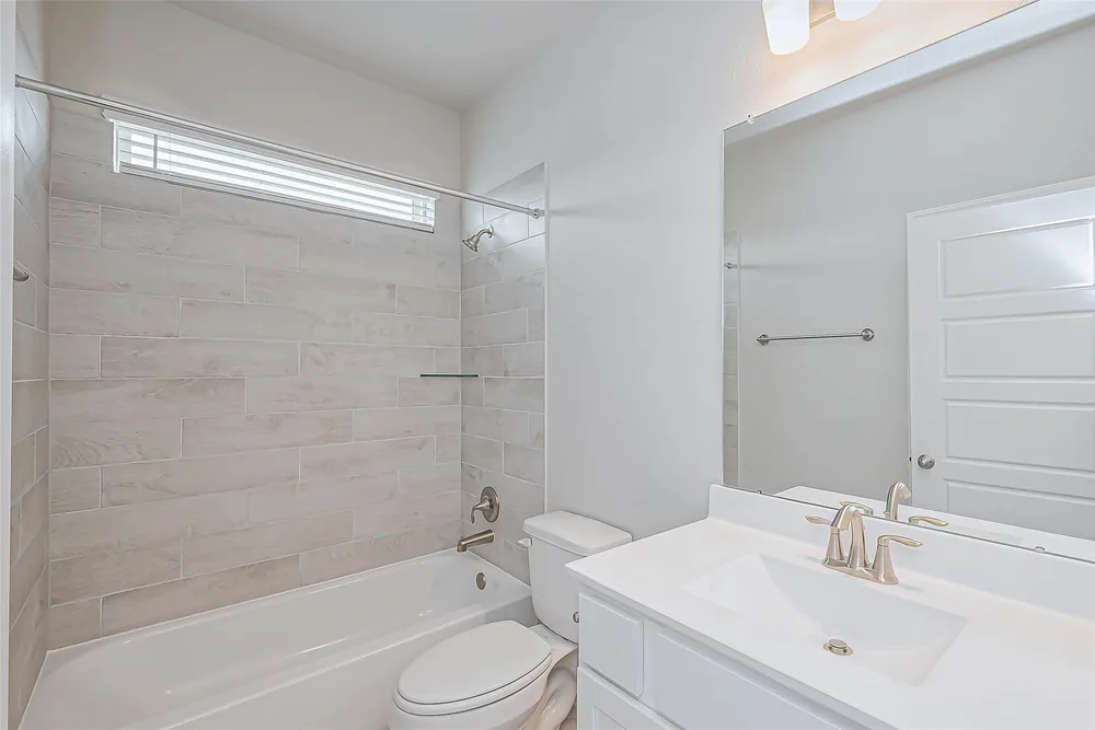 188 Paseo Park Drive — Inside 14