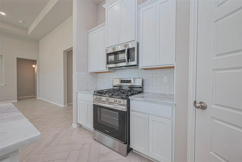 188 Paseo Park Drive — Inside 27