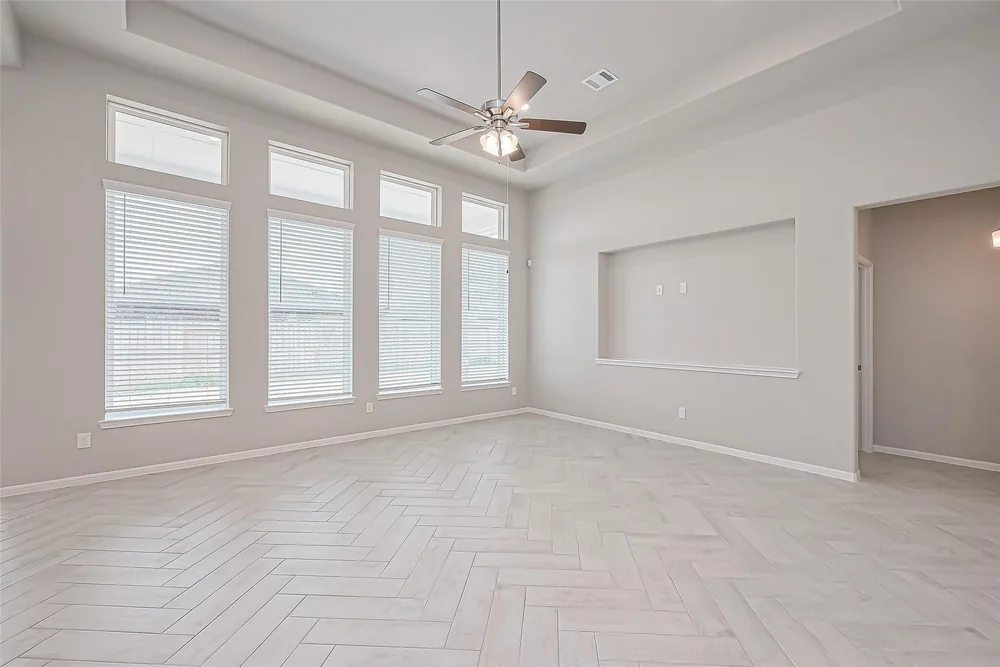 188 Paseo Park Drive — Inside 6