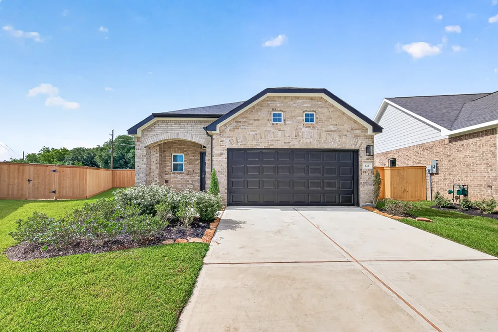 533 Stone Placa Trail — Exterior 3