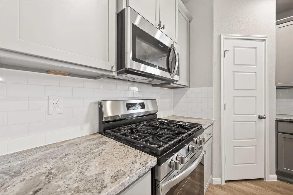 469 Stone Placa Trail — Inside 7