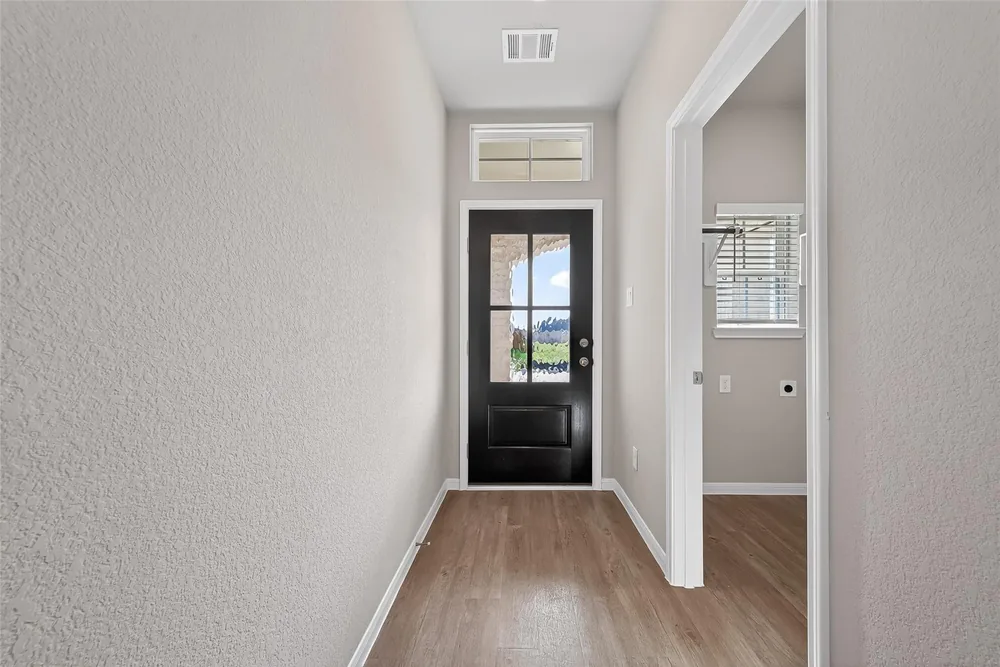 469 Stone Placa Trail — Inside 12