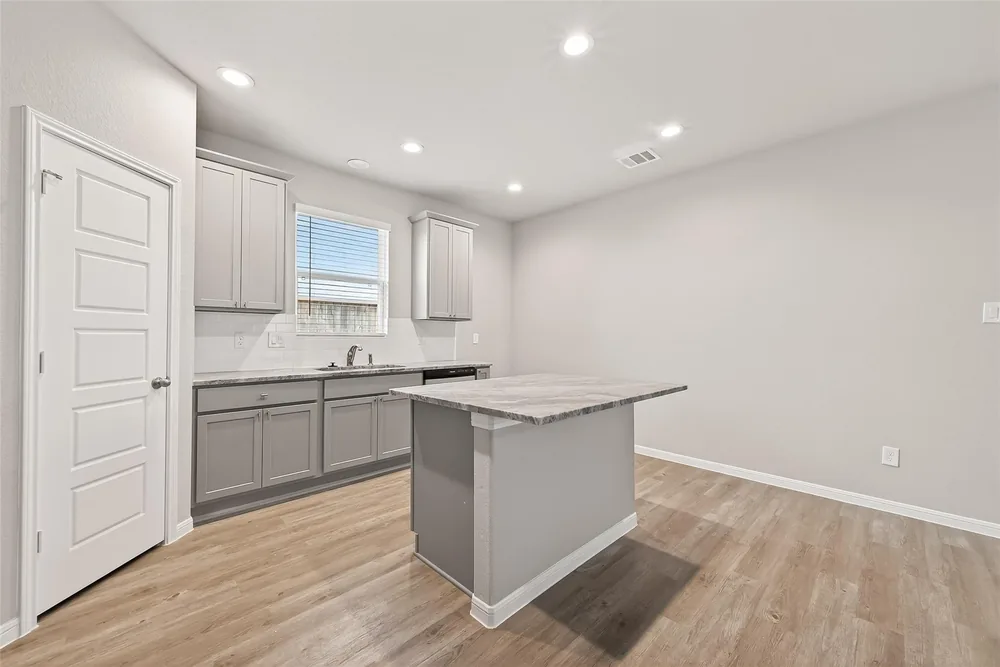 469 Stone Placa Trail — Inside 18