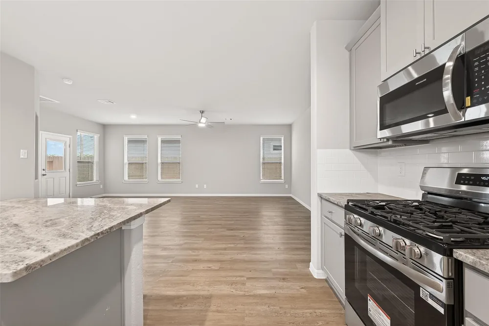 469 Stone Placa Trail — Inside 22