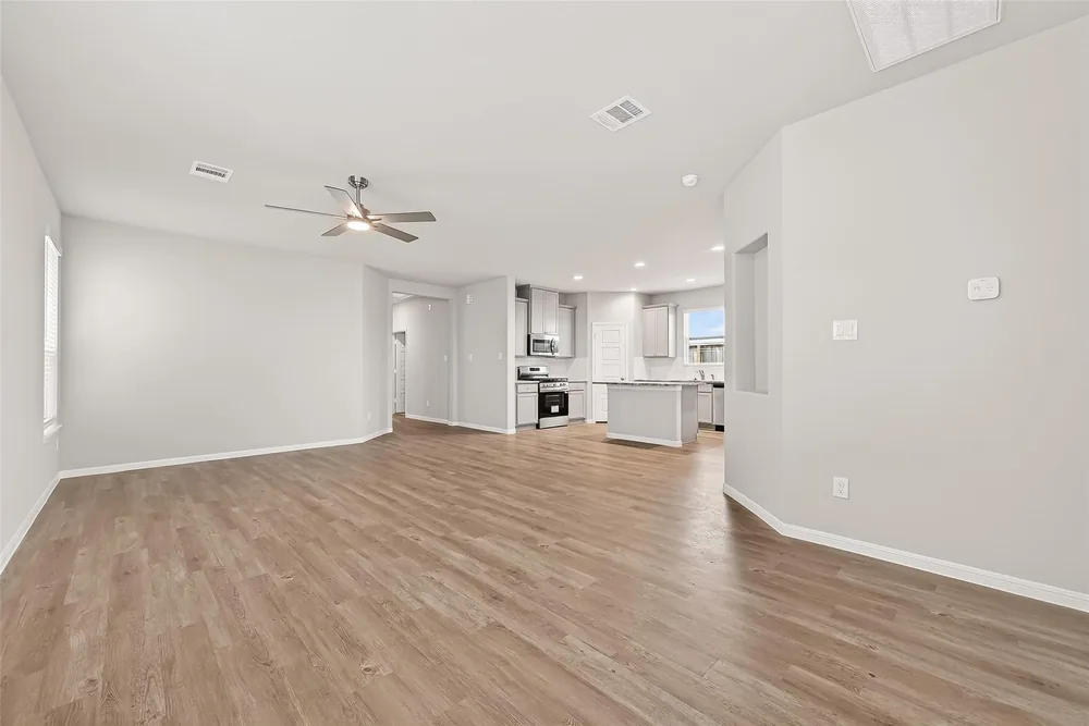 469 Stone Placa Trail — Inside 25