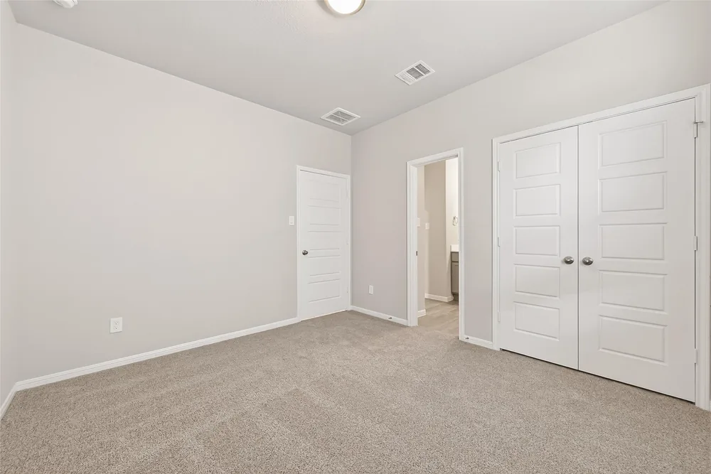 469 Stone Placa Trail — Inside 1