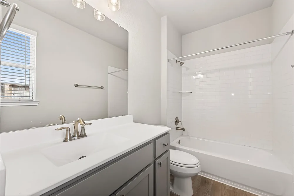 469 Stone Placa Trail — Inside 3
