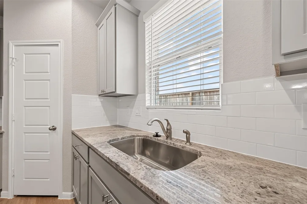 469 Stone Placa Trail — Inside 5