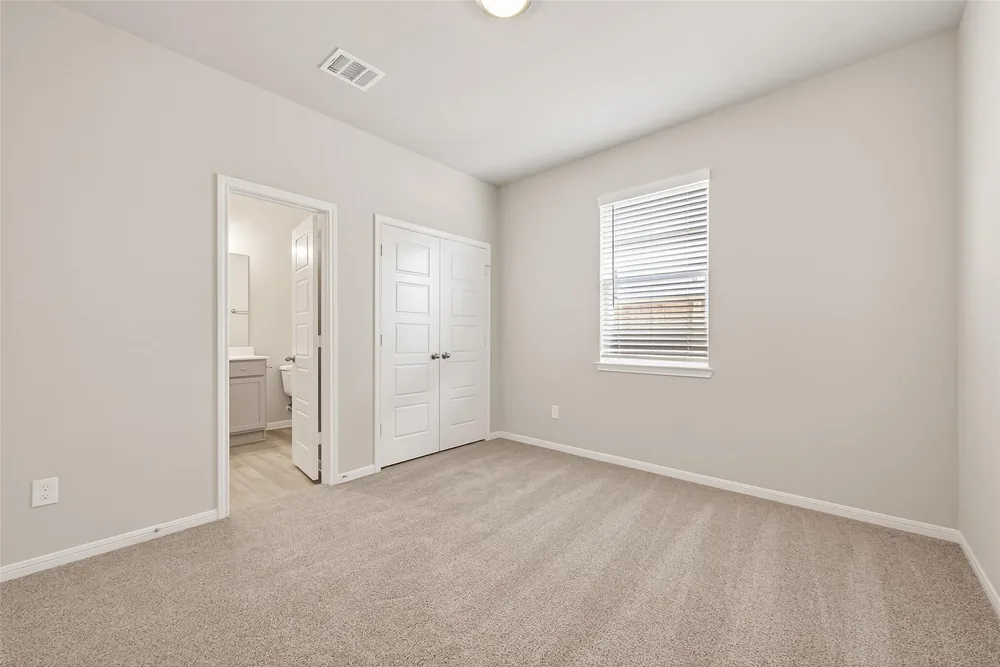 469 Stone Placa Trail — Inside 6