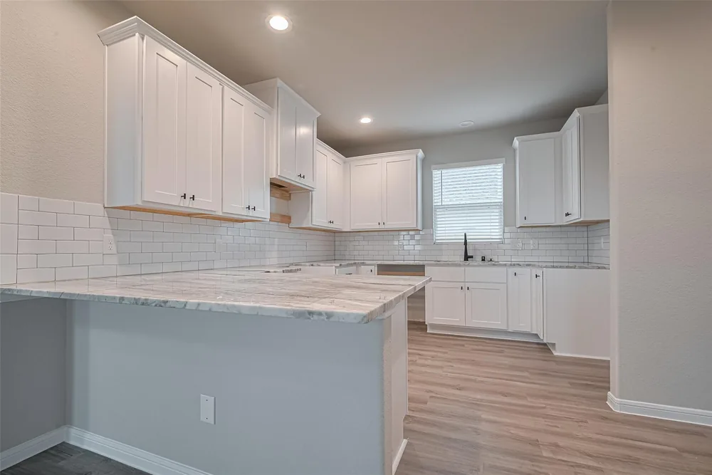 437 San Sebastian Place — Inside 9