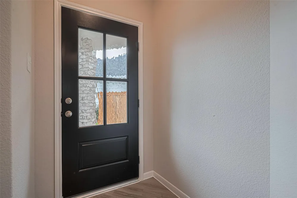 437 San Sebastian Place — Inside 19