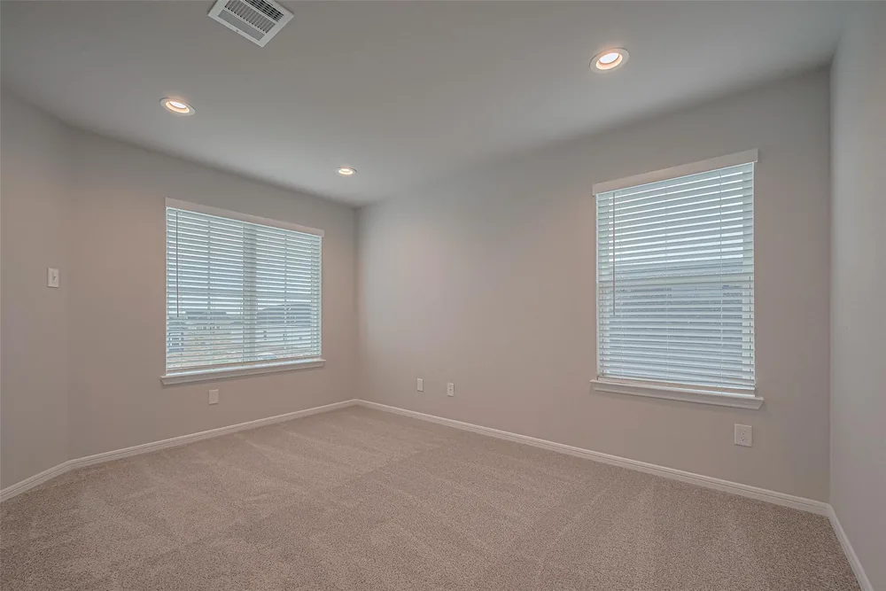 437 San Sebastian Place — Inside 30