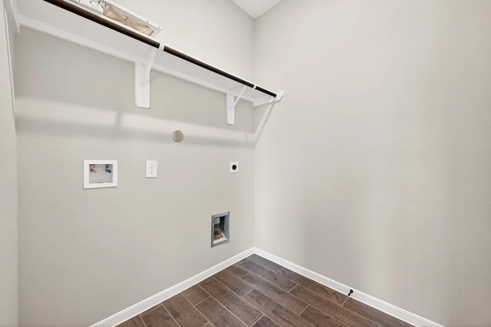 312 Stone Placa — Inside 19