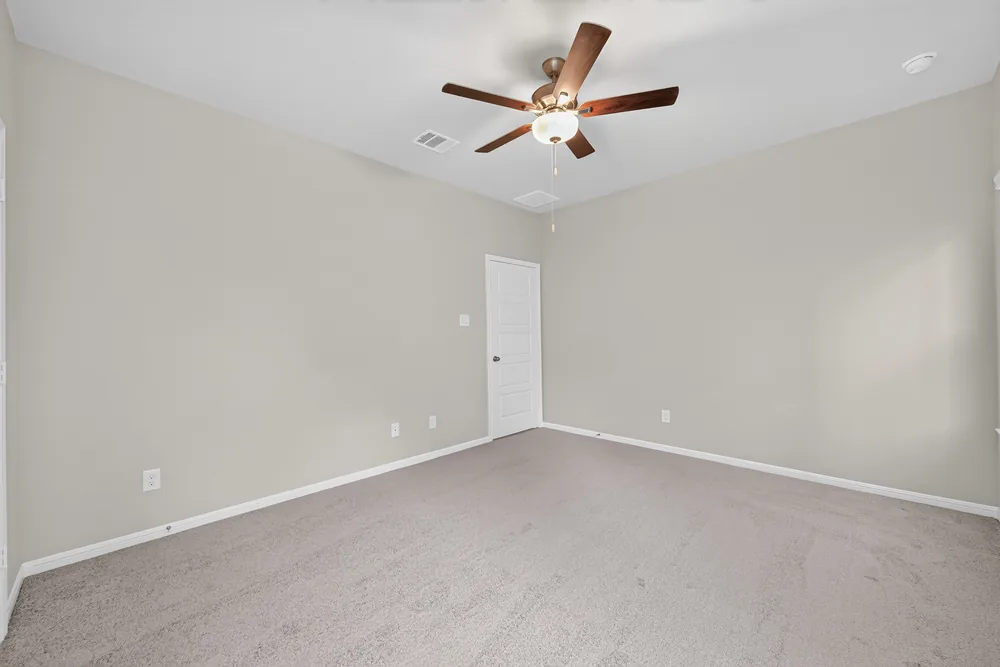 516 Emerald Thicket — Inside 1