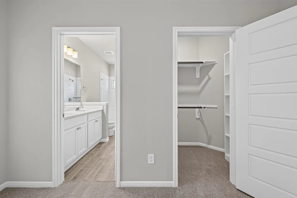 516 Emerald Thicket — Inside 11