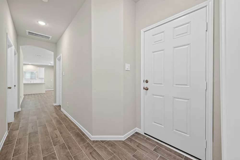 516 Emerald Thicket — Inside 17