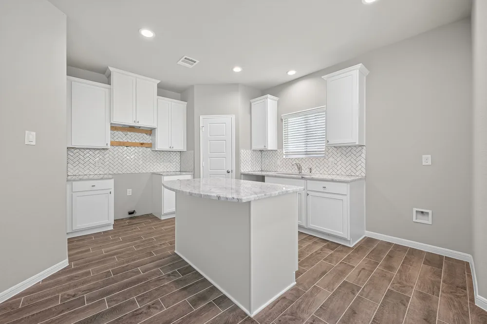 516 Emerald Thicket — Inside 21