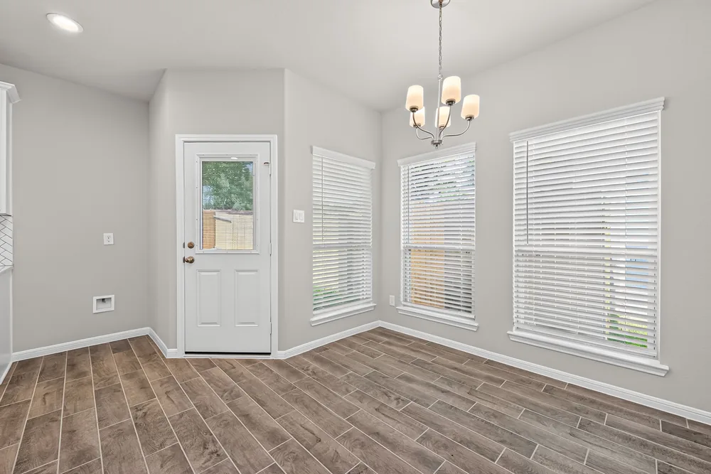 516 Emerald Thicket — Inside 22