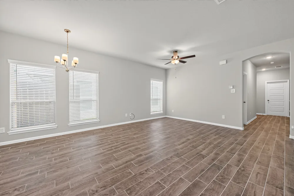 516 Emerald Thicket — Inside 24