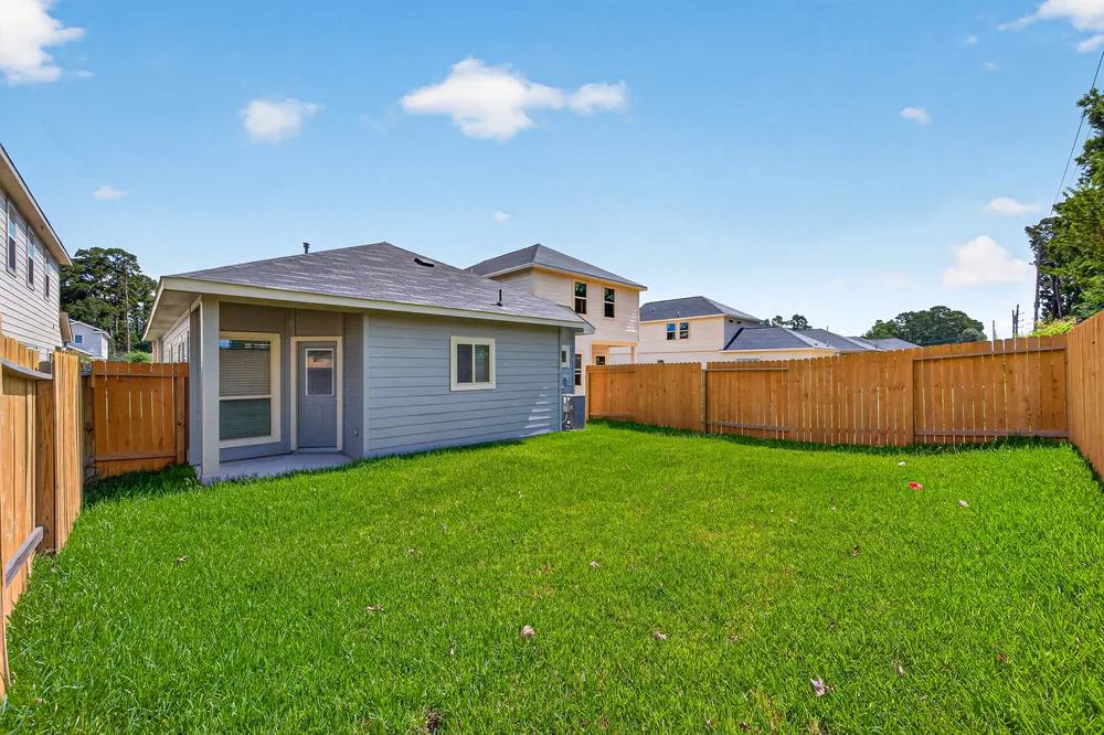 516 Emerald Thicket — Exterior 8