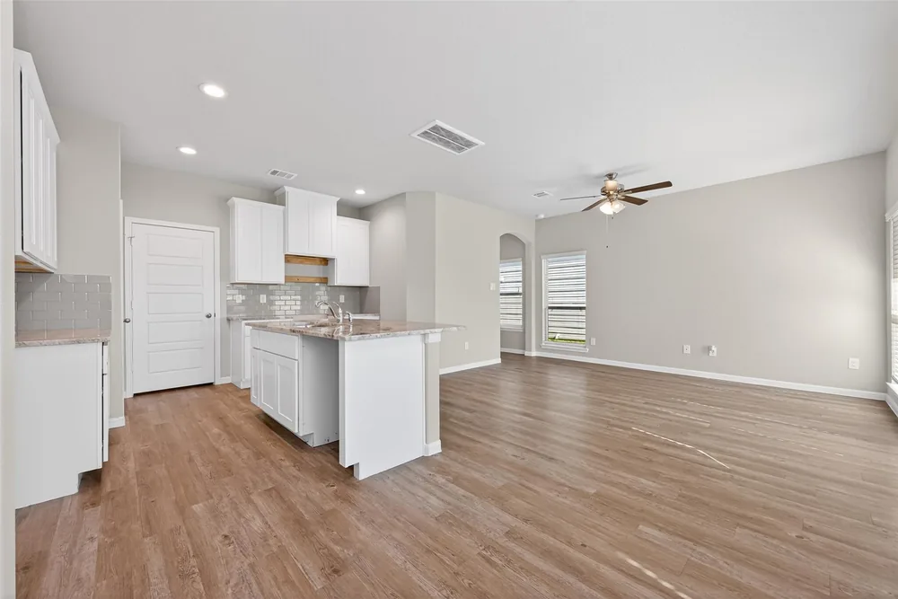 202 Emerald Thicket Lane — Inside 27