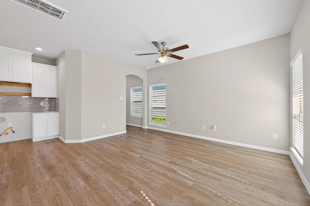 202 Emerald Thicket Lane — Inside 28