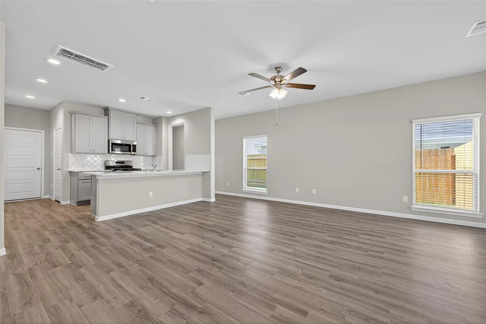 24706 Lago Bay Lane — Inside 28