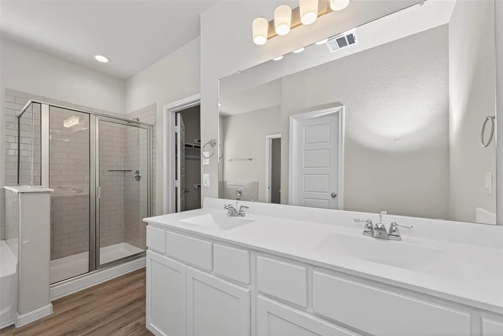24708 Lago Bay Lane — Inside 8