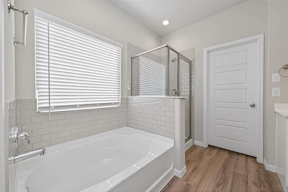 24708 Lago Bay Lane — Inside 12