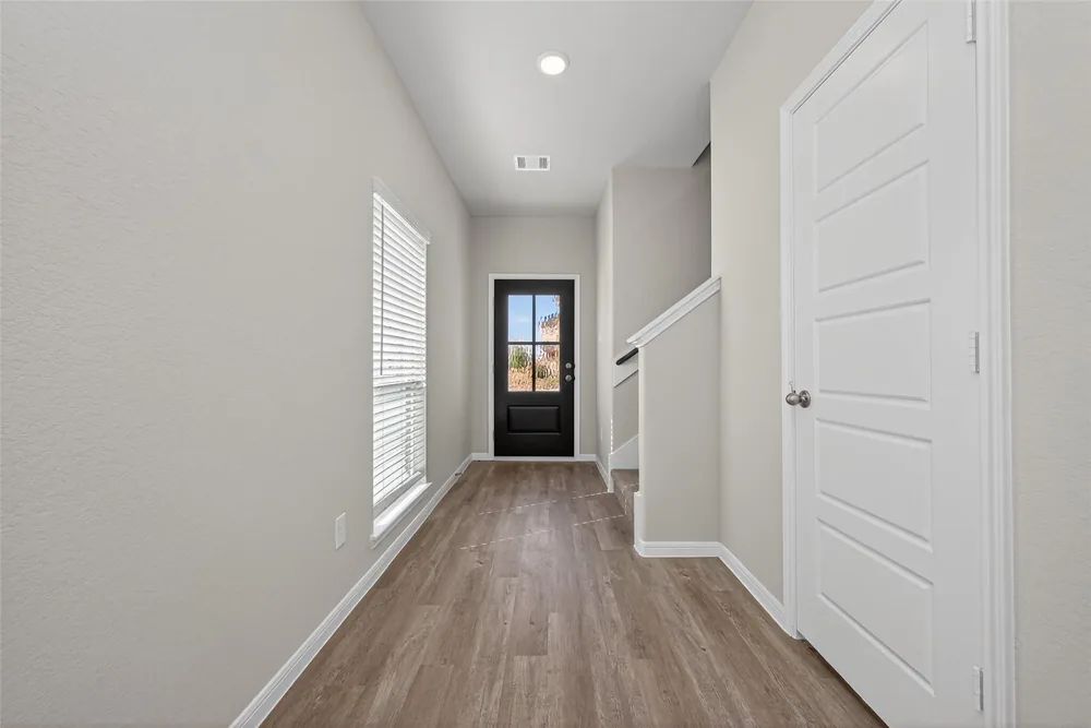 518 Emerald Thicket Lane — Inside 17