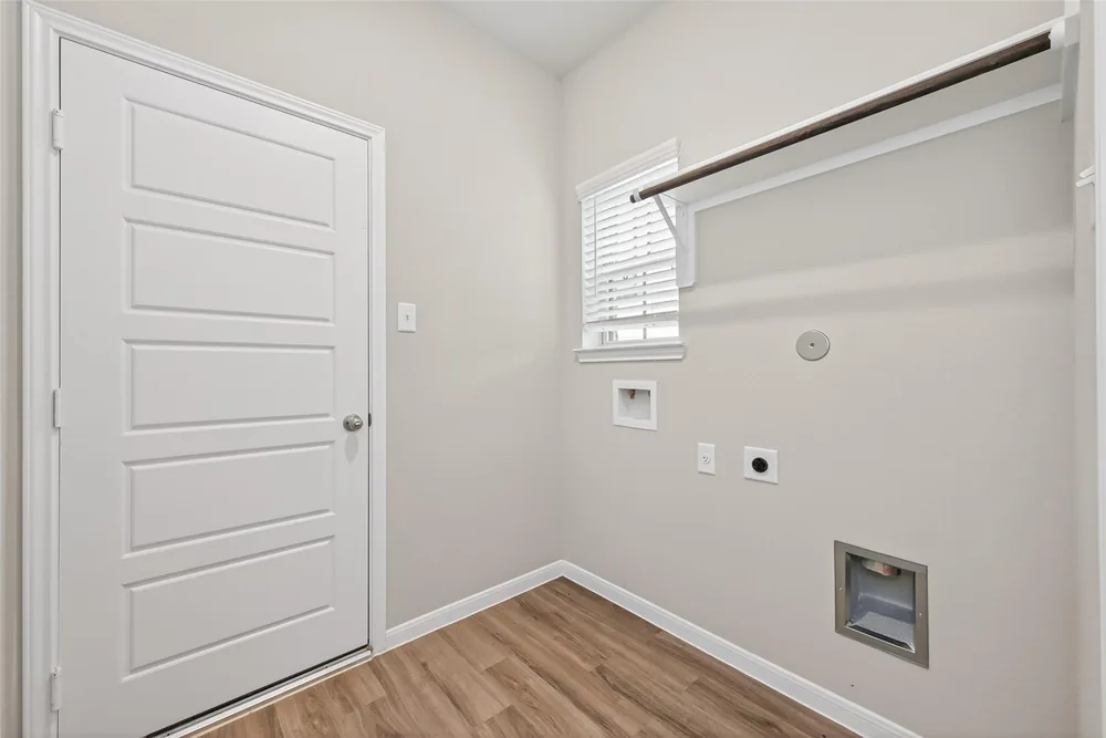 520 Emerald Thicket Lane — Inside 12