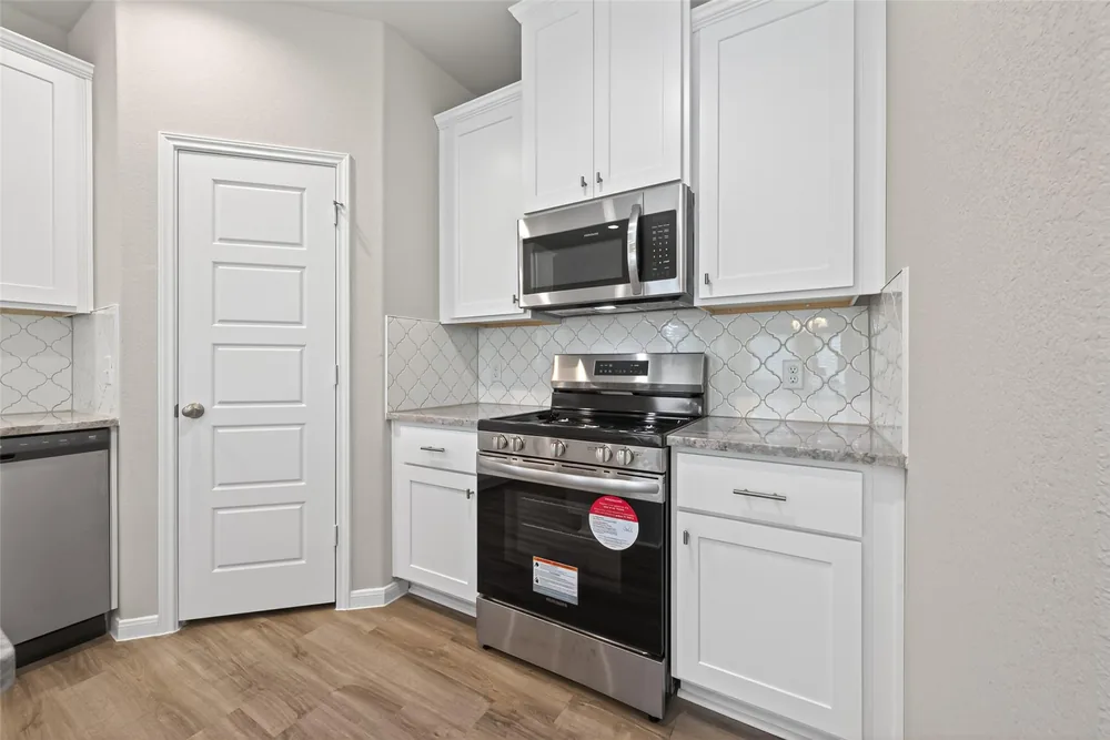 520 Emerald Thicket Lane — Inside 16