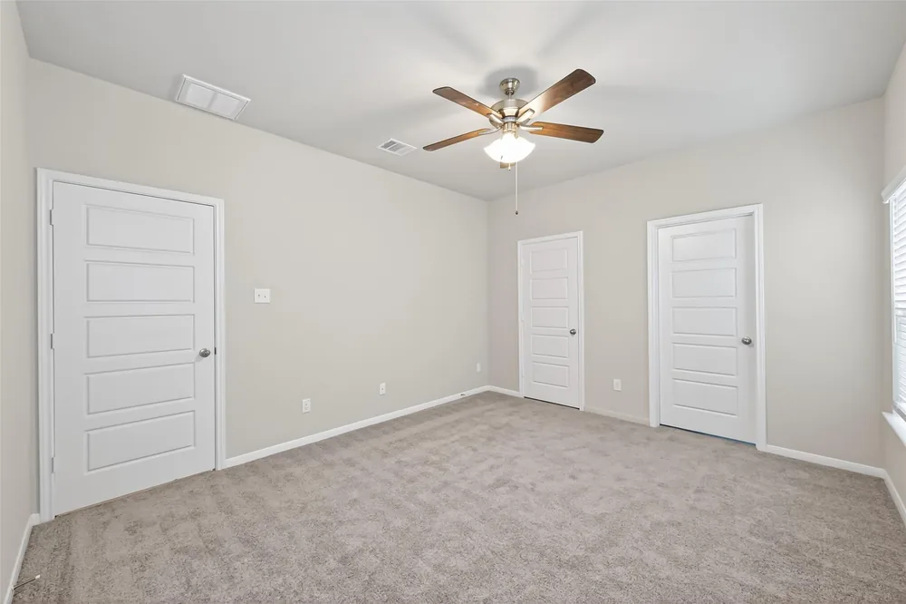 520 Emerald Thicket Lane — Inside 1